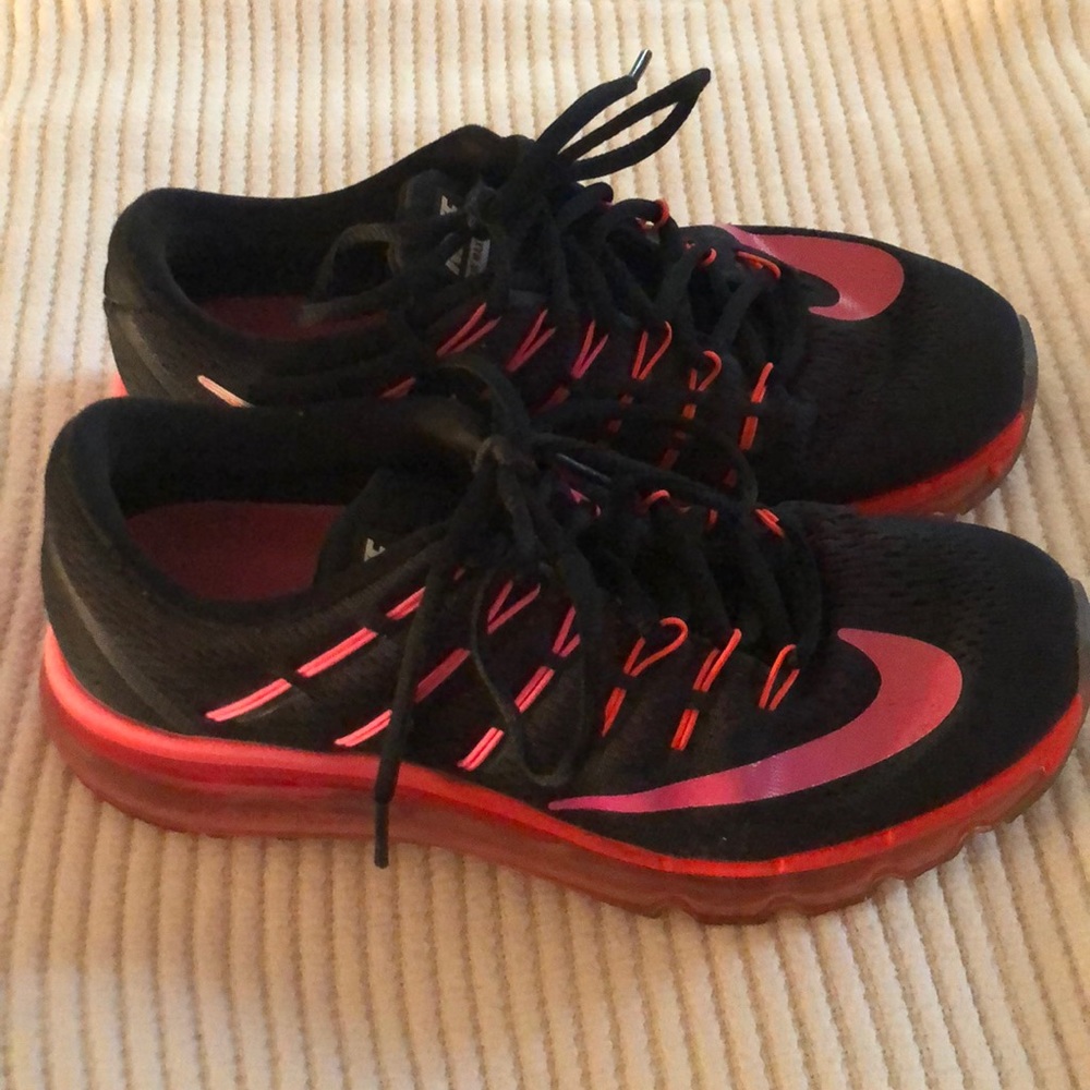 Nike Air Max size 7